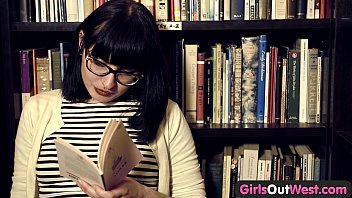 Girls Out West - Hairy lesbian girls in book store