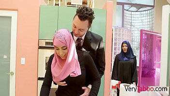 Arab Daughter In Hijab Fucks Father- Ella Knox