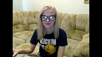 SparkCams.com Miss Julia  Blonde Cam Girl Is No Potato