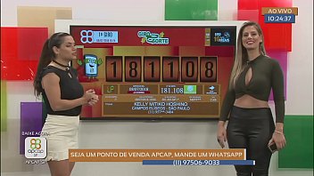Carina Corsato & Vannessa Corsatto - sao as irmas mais gostosas da televisao brasileira, entrem e vejam a bunda delas!!!