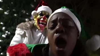 Gibby The Clown bangs Royliaa in the middle of downtown on Christmas Day!